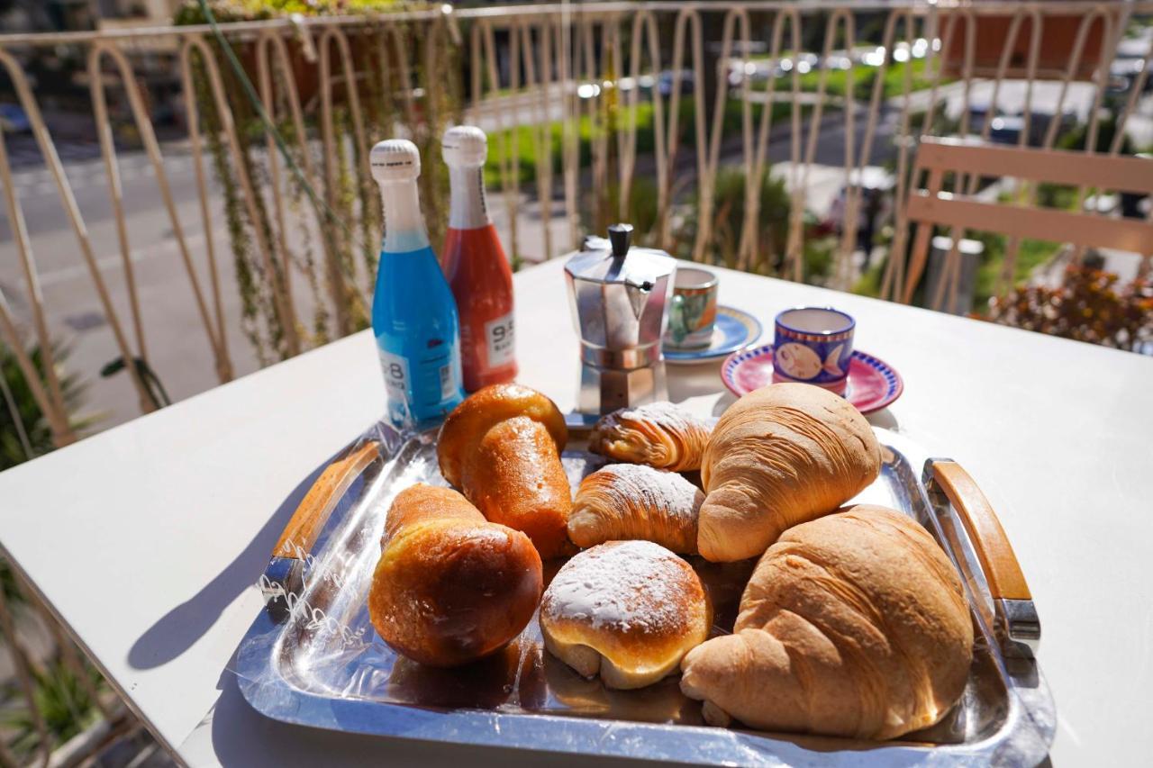 Bed and Breakfast Anthea Bb Napoli Exterior foto